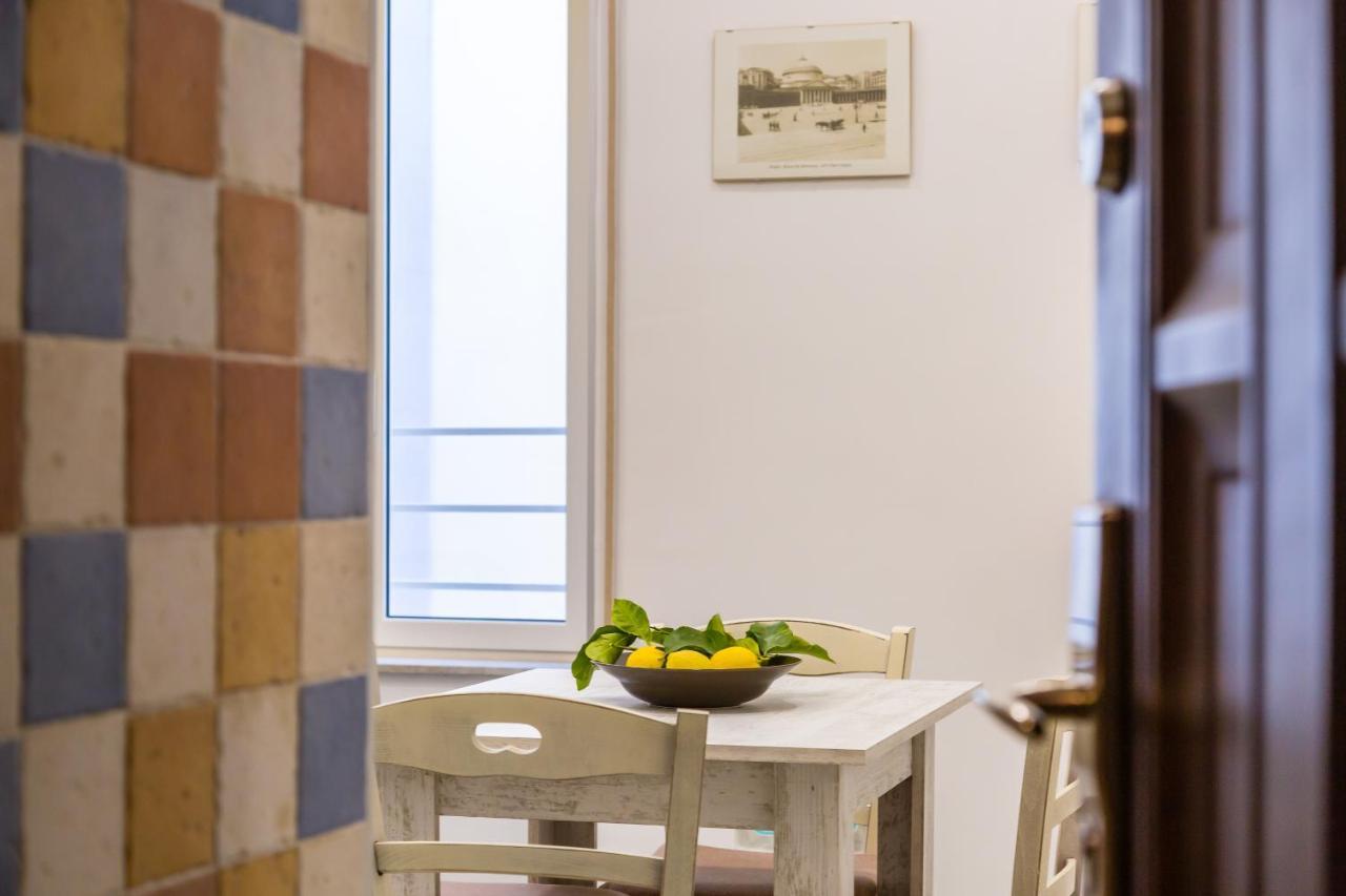 Gelso Complex Studios And Flat By Napoliapartments Buitenkant foto