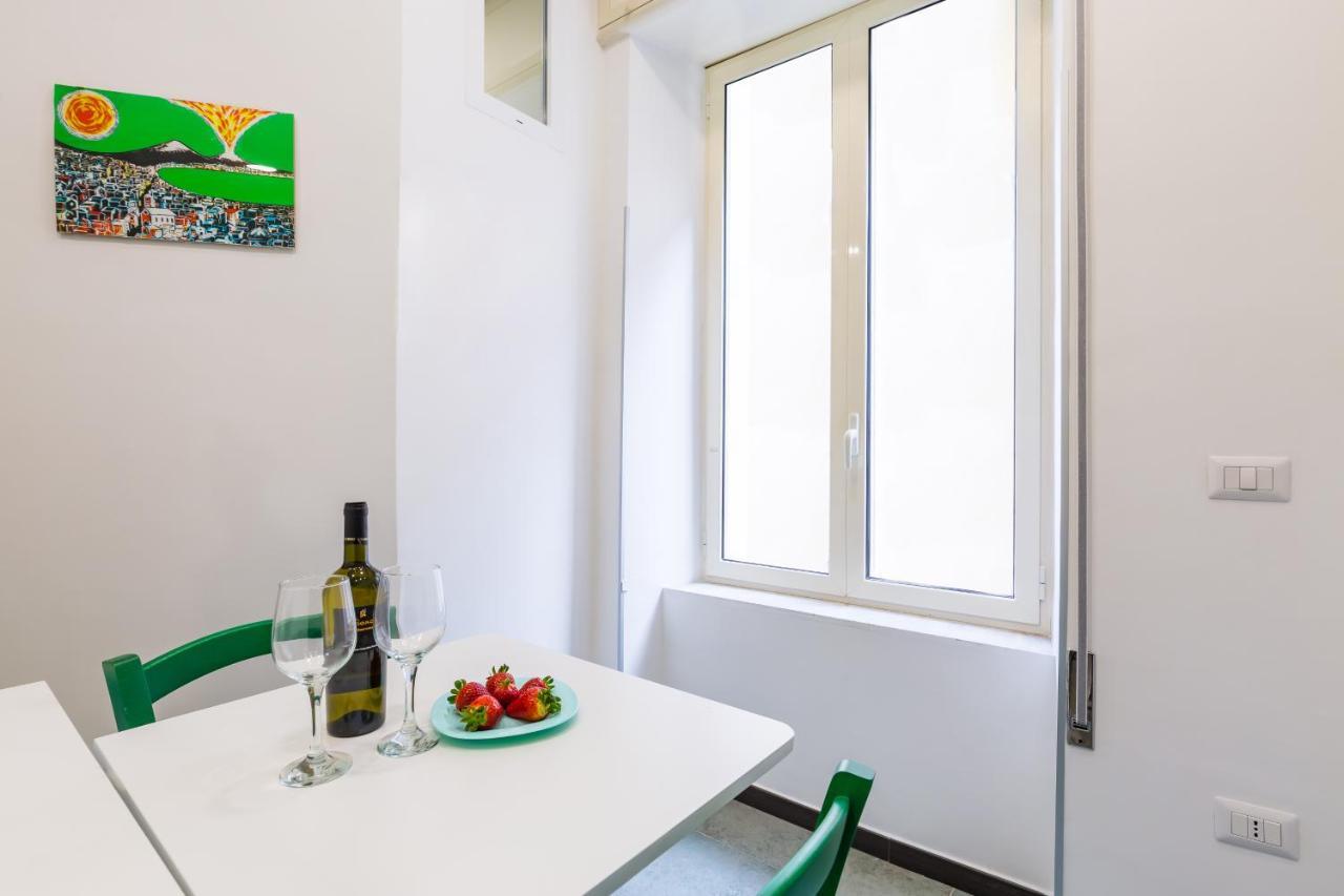 Gelso Complex Studios And Flat By Napoliapartments Buitenkant foto