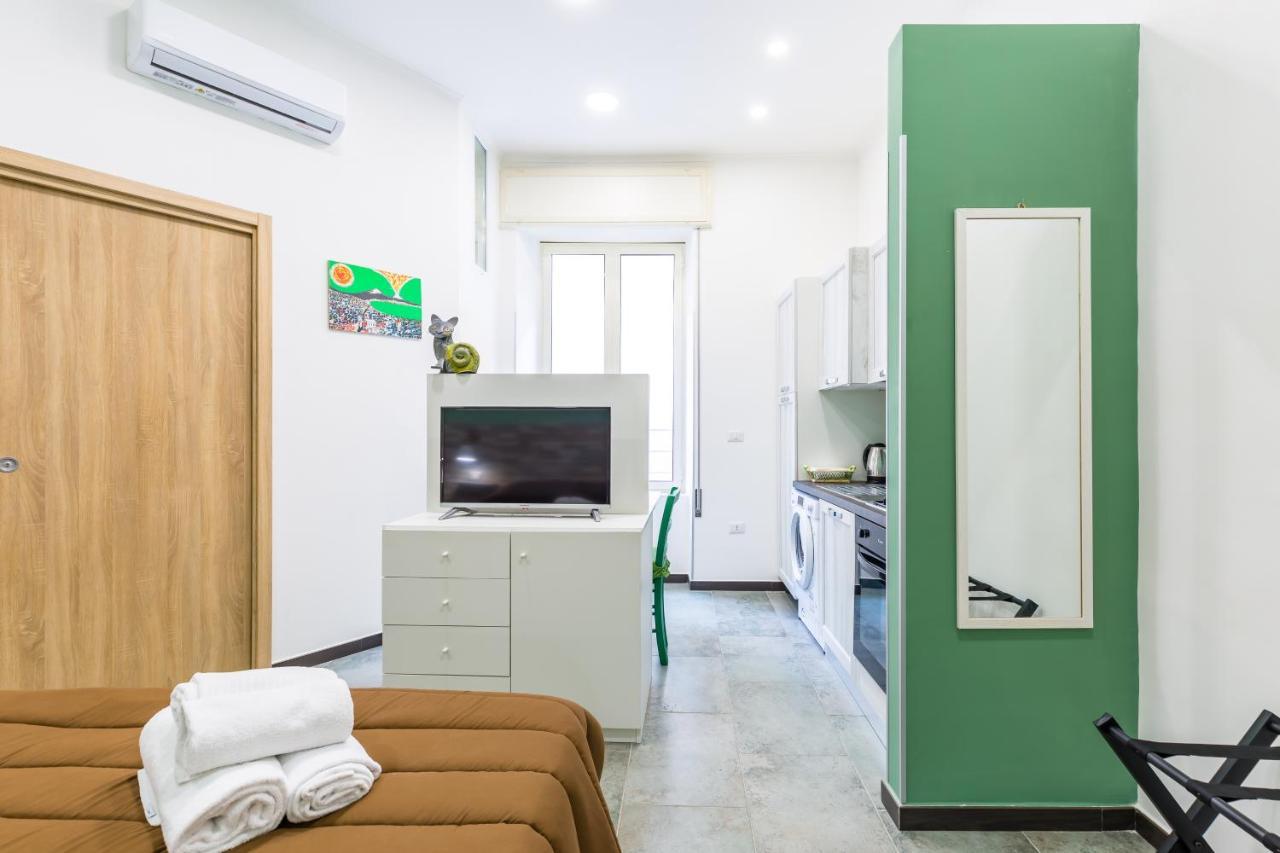 Gelso Complex Studios And Flat By Napoliapartments Buitenkant foto