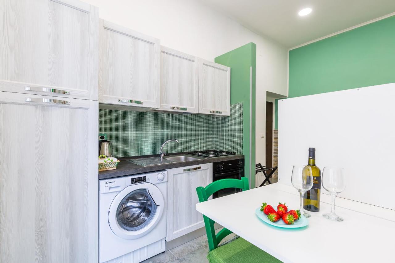 Gelso Complex Studios And Flat By Napoliapartments Buitenkant foto