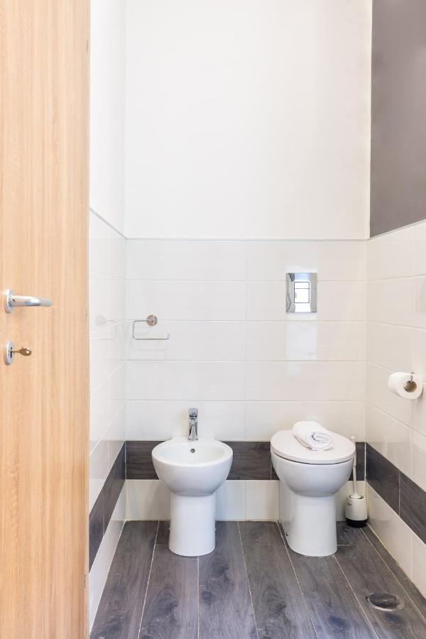 Gelso Complex Studios And Flat By Napoliapartments Buitenkant foto