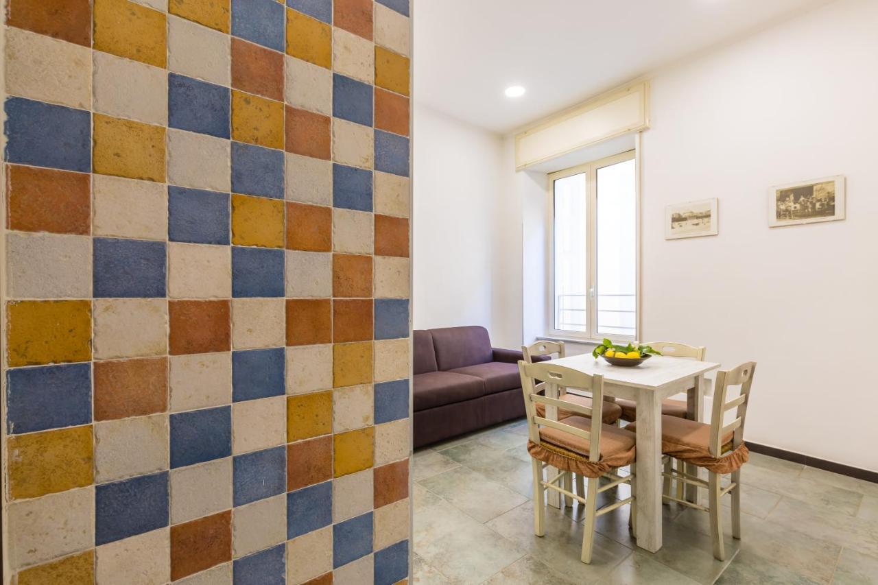 Gelso Complex Studios And Flat By Napoliapartments Buitenkant foto