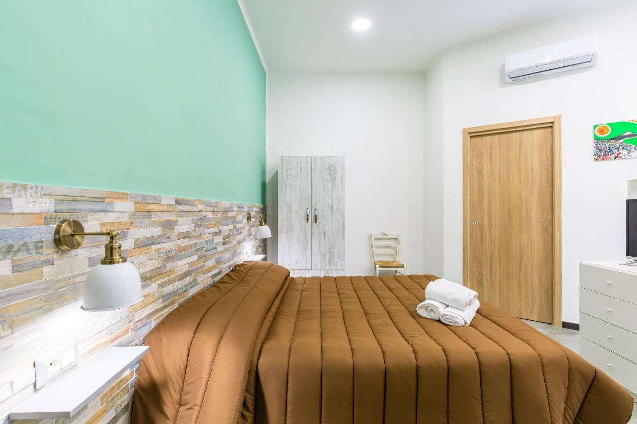 Gelso Complex Studios And Flat By Napoliapartments Buitenkant foto