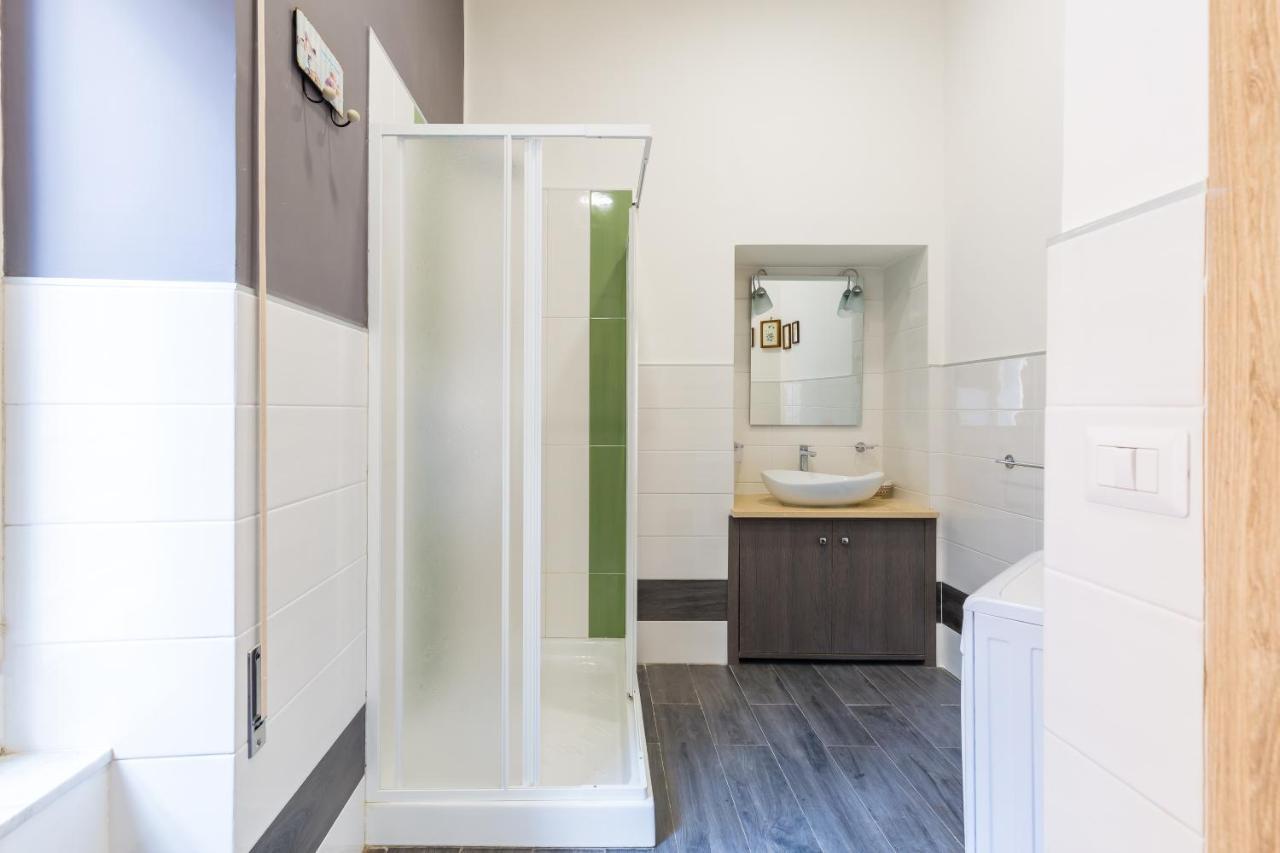 Gelso Complex Studios And Flat By Napoliapartments Buitenkant foto