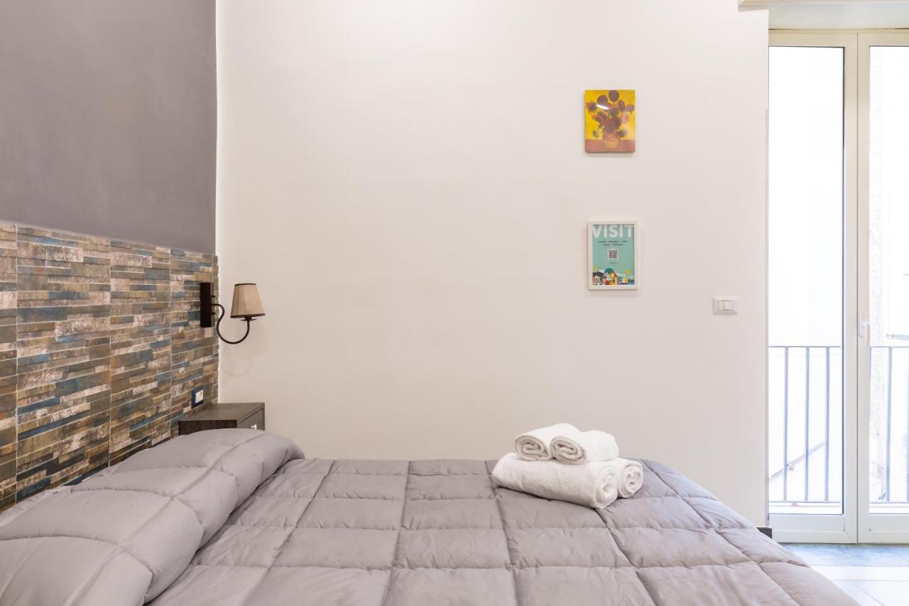 Gelso Complex Studios And Flat By Napoliapartments Buitenkant foto