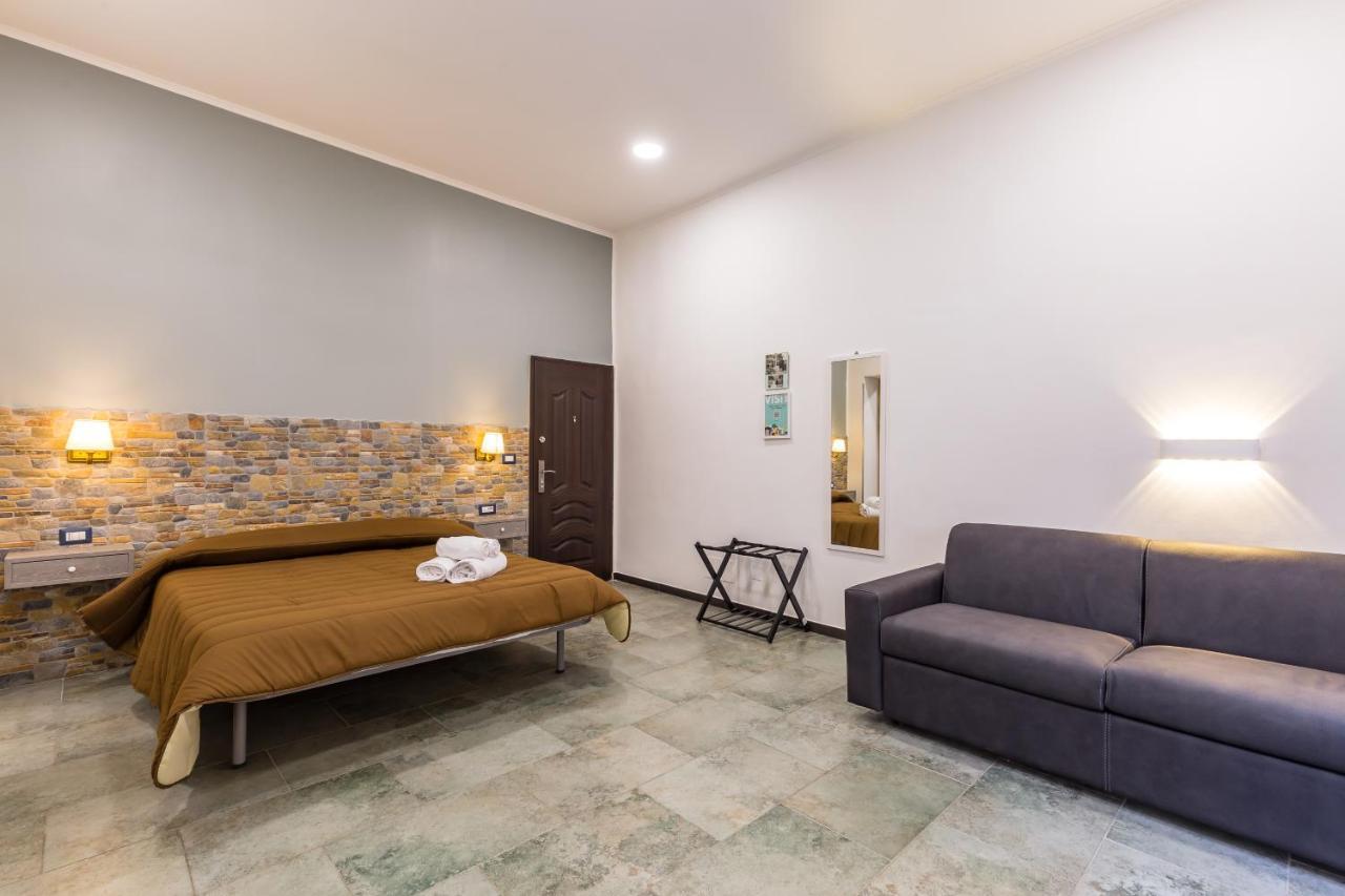 Gelso Complex Studios And Flat By Napoliapartments Buitenkant foto